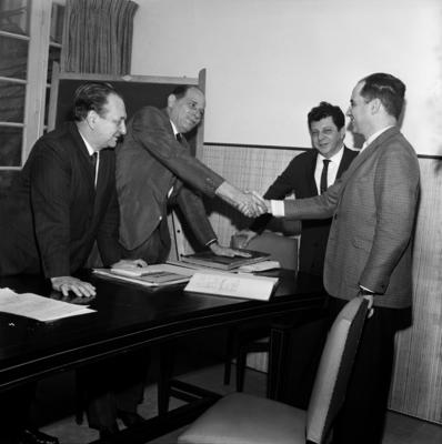 Posse de Klecius Caldas como novo membro do Conselho Deliberativo da Sociedade Brasileira de Autores, Compositores e Escritores de Música (SBACEM)