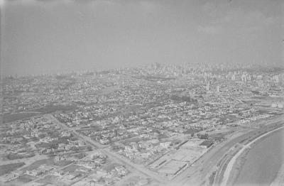 Sobrevoo em São Paulo, com Lena Coelho dos Santos