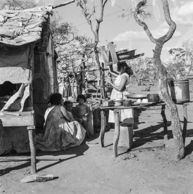 Moradia na Sacolândia, arredores de Brasília