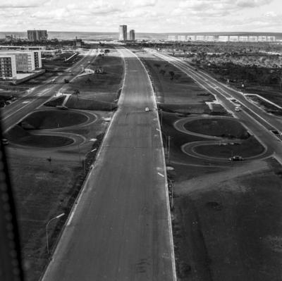Vistas aéreas, eixo rodoviário
