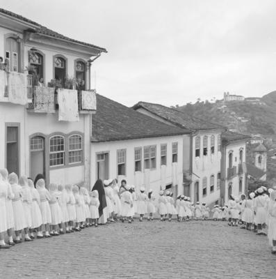 Semana Santa - Descida de Jesus Cristo da cruz e procissão