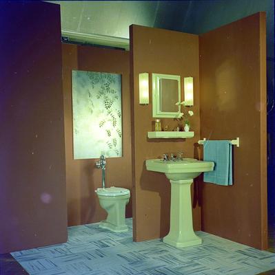 Campanha publicitária da agência J. Walter Thompson para Goyana - banheiro amarelo