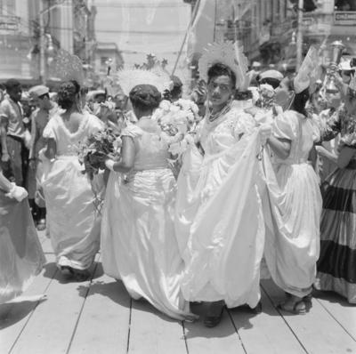 Desfile de agremiação carnavalesca
