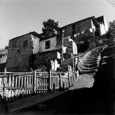 Casario popular na Vila Dirce