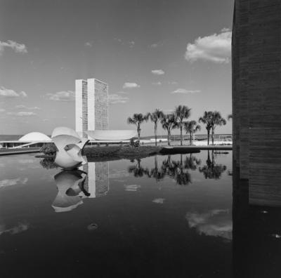 "O Meteoro", escultura de Bruno Giorgi