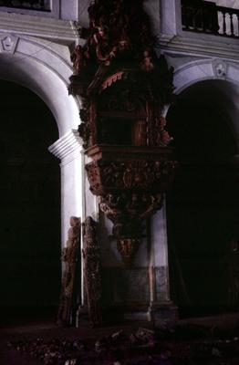 Igreja de Santo Alexandre - púlpito e capelas laterais