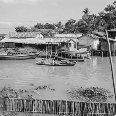 Rio Guamá, palafitas flutuantes