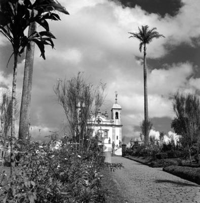 Santuário Diocesano do Bom Jesus de Matosinhos, com profetas