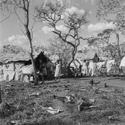 Moradia na Sacolândia, arredores de Brasília