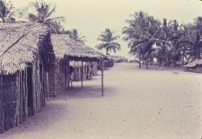 Vila de pescadores no litoral sul, próximo ao Quilombo de Sibaúma
