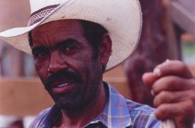 Homem não identificado