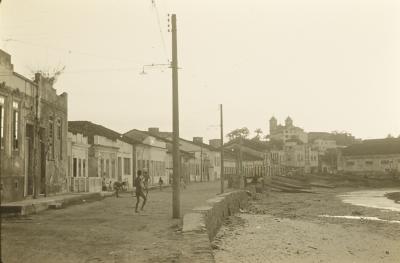 Igreja do Bonfim vista da avenida Beira Mar