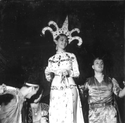 Angelita Martinez no baile de carnaval do Theatro Municipal