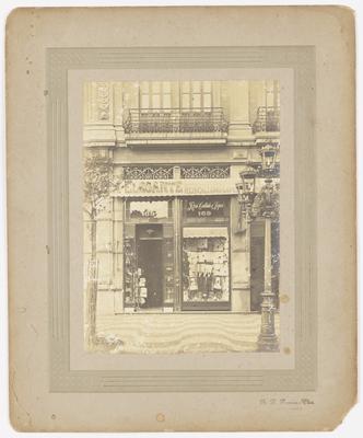 Fachada da loja "A Elegante"