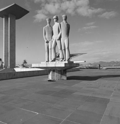 Monumento Nacional aos Mortos da Segunda Guerra Mundial, o Monumento aos Pracinhas