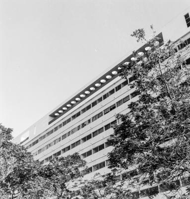 Hospital SulAmérica, atual Hospital Federal da Lagoa, projeto de Oscar Niemeyer, Helio Uchoa e Burle Marx