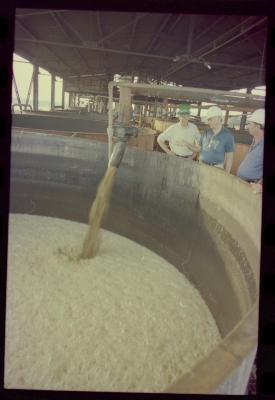 Produção de filme institucional sobre usinas de açúcar