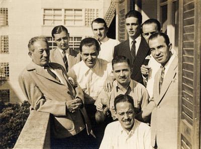 André Filho e grupo