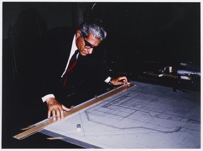 Olavo Redig de Campos e o projeto da Chancelaria em Washington