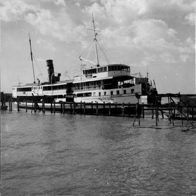 Vila da Barca, navio a vapor Aquidaban