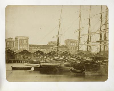 Vista de Navios Atracados