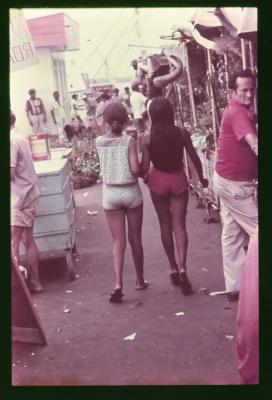 Teste de atriz com Edna de Cássia para o papel de Iracema no filme "Iracema: uma transa amazônica"