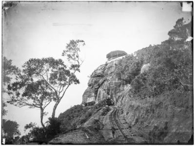 Estrada de Ferro do Corcovado, com o Mirante Chapéu do Sol, Km 3.6