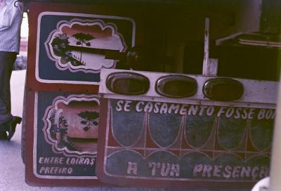 Frases no para-choque de caminhão