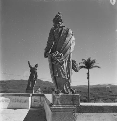 Profeta Joel, em primeiro plano, e Profeta Habacuc