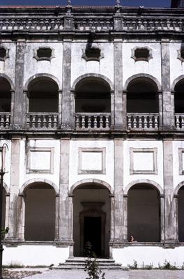 Santuário do Senhor Jesus dos Milagres - vista lateral