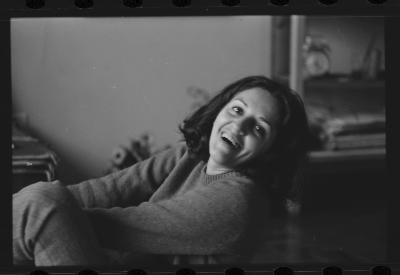 Luiz Carlos Ripper e Lena, na casa de Jorge, antes de viagem para locações do filme do Caca Diegues