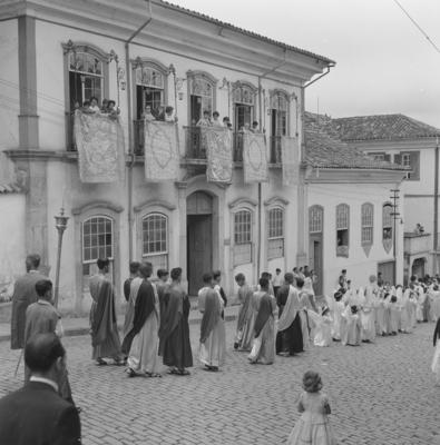 Semana Santa - Descida de Jesus Cristo da cruz e procissão