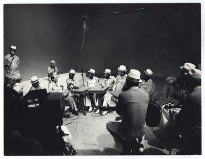 Tinhorão e Velha Guarda da Portela