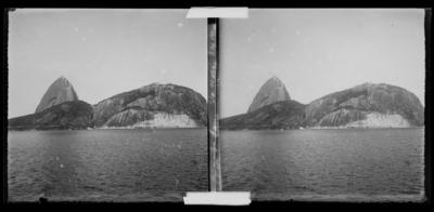 Morro do Pão de Açucar a partir da enseada de Botafogo
