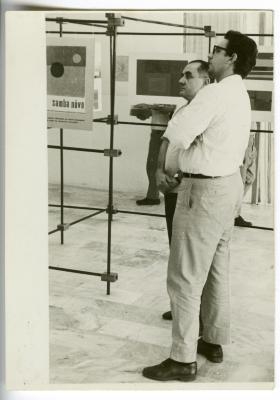 Exposição de trabalhos dos alunos, UNB;Athos Bulcão e Luís Humberto