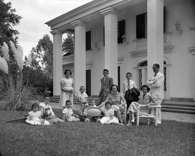 Família de madame Figueiredo