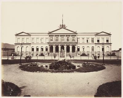 Casa da Moeda, atual Arquivo Nacional, a partir do Campo de Santana