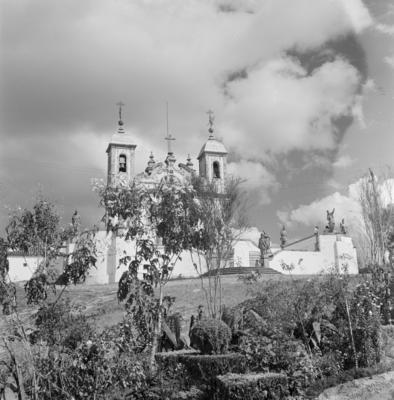 Santuário Diocesano do Bom Jesus de Matosinhos, com profetas