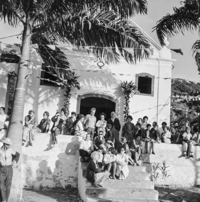 Preparativos para festa junina no Sítio Burle Marx
