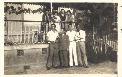 Manuel Ferreira Júnior e grupo