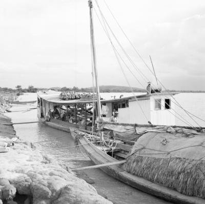 Embarcações no rio São Francisco