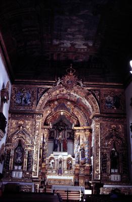 Convento e Igreja Santa Maria dos Anjos - altar-mor