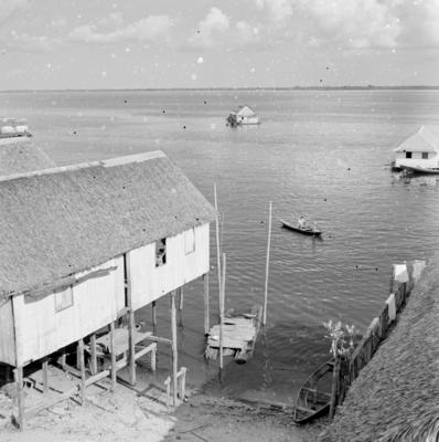 Palafitas flutuantes