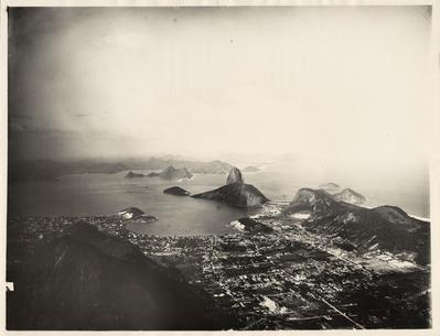 Panorama do Rio de Janeiro, tomado ao alto do Corcovado