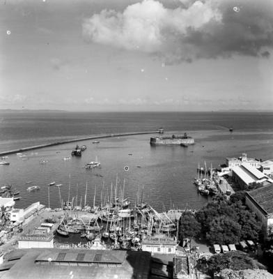 Baía de Todos os Santos a partir do Elevador Lacerda