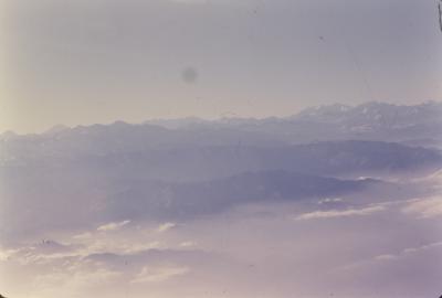 Vista aérea da janela do avião, trajeto entre Buenos Aires (Argentina) e Santiago (Chile)