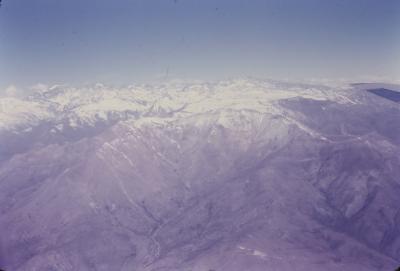 Vista aérea da janela do avião, trajeto entre Buenos Aires (Argentina) e Santiago (Chile)