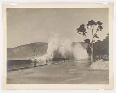 Ressaca na Avenida Beira-Mar