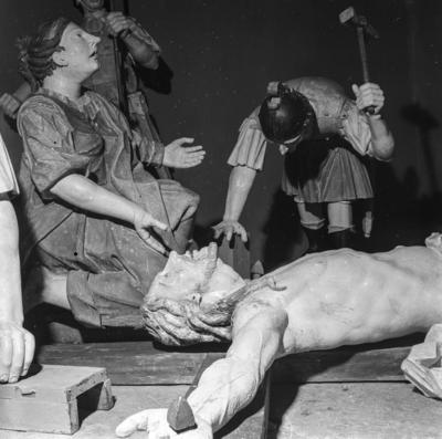 Via Crucis, Passos da Paixão, esculturas de Aleijadinho, Cristo no Passo da Crucificação