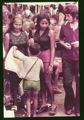 Teste de atriz com Edna de Cássia para o papel de Iracema no filme "Iracema: uma transa amazônica"